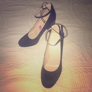 Marc Fisher ankle shoes